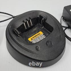 Motorola CP200d 16Ch Two Way Radio AAH01QDC9JA2AN Mic PMMN4013A Speaker Issue