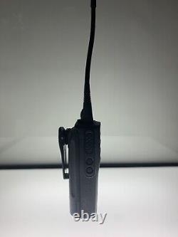 Motorola Cp200d Aah01qdc9jc2an 16 Channel Two Way Radio Analog And Digital