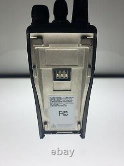 Motorola Cp200d Aah01qdc9jc2an 16 Channel Two Way Radio Analog And Digital