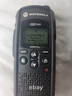 Motorola DTR550 Digital Portable Two Way Radio I021