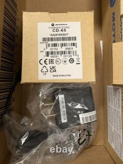 Motorola EVX-S24-G6-3 Portable Two-Way Radio New