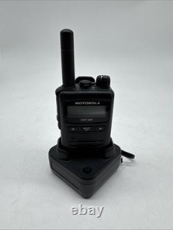 Motorola EVX-S24 Portable Two-Way Radio Charger Included. Cs