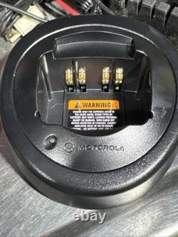 Motorola EX500 UHF Two-Way Radio AAH38RDC9AA3AN 16 CH- No Batteries