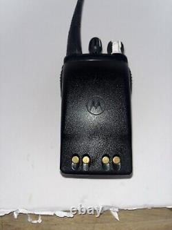 Motorola EX600 Radio XLS UHF Antenna & Battery Included