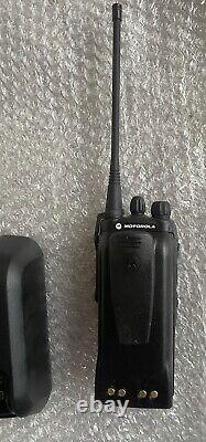 Motorola GP328 450-527MHz UHF Two-Way Radio AZH25SDC9AA2 4-Channel