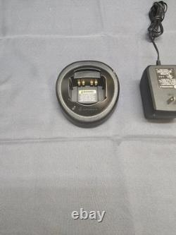 Motorola HT1250 136-174 MHz VHF Two Way Radio with Charger AAH25KDF9AA5AN