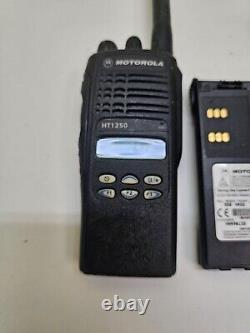 Motorola HT1250 35-50 MHz Low Band Two Way Radio AAH25CEF9AA5AN w Charger