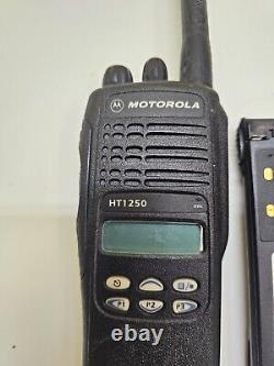 Motorola HT1250 35-50 MHz Low Band Two Way Radio AAH25CEF9AA5AN w Charger