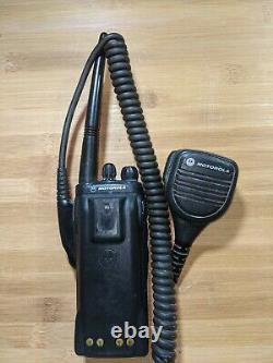 Motorola HT1250 (AAH25KDH9AA6AN) Portable Two-Way Radio