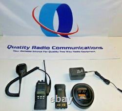 Motorola HT1250 LS+ 403-470 MHz UHF Two Way Radio w Charger AAH25RDH9DP7AN