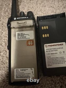 Motorola HT1250 LS UHF Two Way Radio