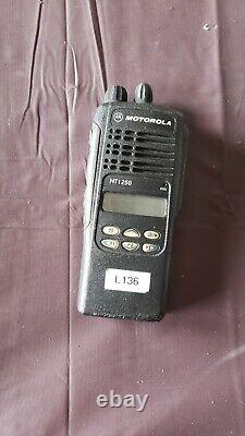 Motorola HT1250 VHF 136-174MHz 5W Two Way Radio AAH25KDF9AA5AN locL136