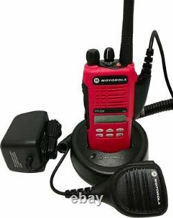 Motorola HT1250 VHF Narrow Band Two Way Radio 136-174 MHz MDC AAH25KDF9AA5AN