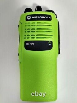 Motorola HT750 UHF Radio AAH25SDC9AA3AN 16 Channels 450-512 MHz POLICE FIRE EMS
