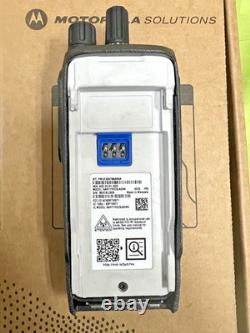 Motorola MOTOTRBO R2 Portable Two-Way Radio UHF 400-480MHz IP55 AAH11YDC9JA2AN