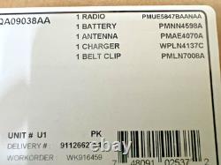 Motorola MOTOTRBO R2 Portable Two-Way Radio UHF 400-480MHz IP55 AAH11YDC9JA2AN