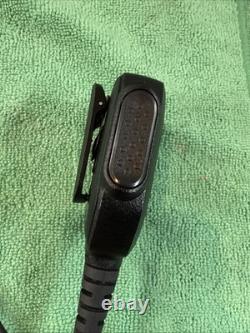 Motorola MOTOTRBO R2 Portable Two-Way Radio UHF WithSpeaker-Mic and charger