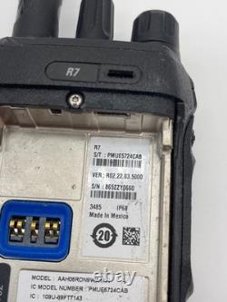Motorola MOTOTRBO R7 DMR II UHF 403-512Mhz 64Ch Two Way Radio AAH06RDN9WA1AN