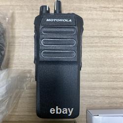 Motorola MOTOTRBO R7 Two-Way Digital Radio VHF 136-174 MHz AAH06JDC9RA1AN 5W NKP