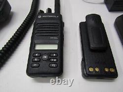 Motorola MOTOTRBO XPR3500e 136-174 MHz VHF Two Way Radio w Mic AAH02JDH9VA1AN