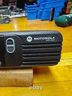 Motorola MOTOTRBO XPR4350 403-470 MHz UHF 40w Two Way Radio w Mic AAM27QPC9LA1AN