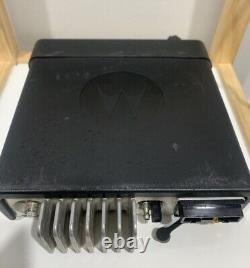 Motorola MOTOTRBO XPR4580 806-941 MHz Two Way Radio 800 AAM27UMH9LB1AN