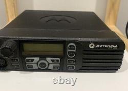 Motorola MOTOTRBO XPR4580 806-941 MHz Two Way Radio 800 AAM27UMH9LB1AN