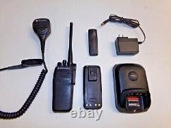 Motorola MOTOTRBO XPR6300 136-174 MHz VHF Two Way Radio w Charger AAH55JDC9JA1AN