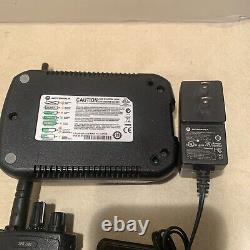 Motorola MOTOTRBO XPR7380 800 / 900 MHz Two Way Radio w Connect Plus & Charger