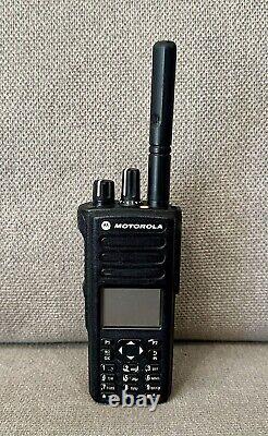 Motorola MOTOTRBO XPR7550 UHF 1000 Channel Digital Portable Radio with Battery