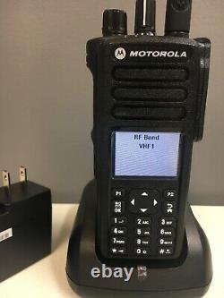 Motorola MOTOTRBO XPR7550 VHF 136-174MHz Two Way Portable Radio AAH56JDN9KA1AN