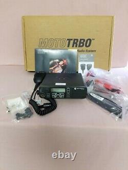 Motorola MOTOTRBO XPR 4550 403-470MHz 25-40W UP TO 1000CH MOBILE RADIO