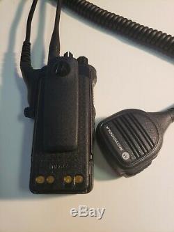 Motorola MOTOTRBO Xpr7550e UHF Digital Radio Bluetooth AAH56RDN9WA1AN TWO-WAY