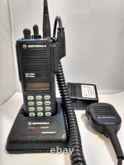 Motorola MTS2000 800mhz Model III 3 Watt Portable Two-Way Radio H01UCH6PW1BN