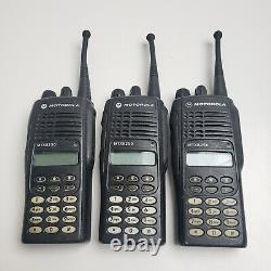 Motorola MTX8250 800 MHz Two Way Radio AAH25UCH6GB6AN