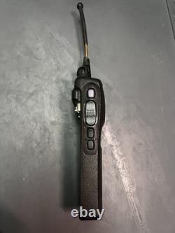 Motorola MT 1500 UHF 450-520 MHz Portable Radio, 48 Channels, H67SDD9PW5BN