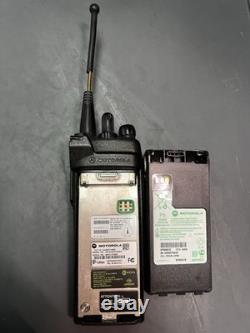 Motorola MT 1500 UHF 450-520 MHz Portable Radio, 48 Channels, H67SDD9PW5BN