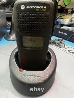 Motorola MT 1500 UHF 450-520 MHz Portable Radio, 48 Channels, H67SDD9PW5BN