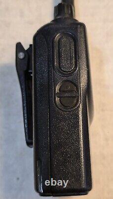 Motorola Mag One BPR40 VHF Two Way Radio AAH84KDS8AA1AN Lot of 4