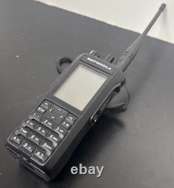 Motorola Mototrbo R7 Digital Portable Two-Way Radio AAH06UCN9RB1AN