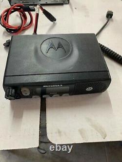 Motorola PM400 UHF 438-470MHZ 64CH TWO WAY MOBILE RADIO 40W