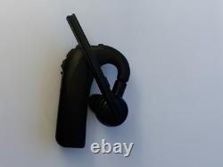 Motorola PMLN7851A Bluetooth Earpiece for Two-Way Radios With Usb Cable