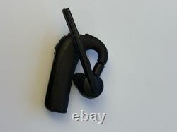 Motorola PMLN7851A Bluetooth Earpiece for Two-Way Radios With Usb Cable