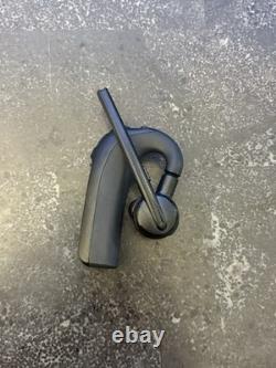 Motorola PMLN7851A Bluetooth Earpiece for Two-Way Radios With Usb Cable