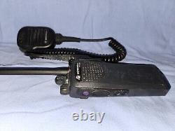 Motorola PR1500 Two-way Radio