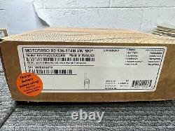 Motorola R2 Analog VHF Two Way Radio (AAH11JDC9JC2AN) MOTOTRBO R2