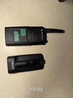 Motorola RDM2070d UHF 2-Channel Handheld Two-Way Radios Black with Charger