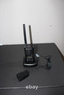 Motorola RDM2070d Walmart VHF Two-Way Radio Battery Charger base Is Defective