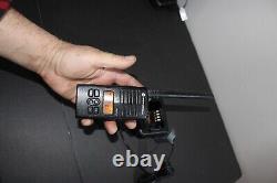 Motorola RDM2070d Walmart VHF Two-Way Radio Battery Charger base Is Defective