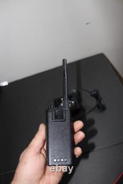 Motorola RDM2070d Walmart VHF Two-Way Radio Battery Charger base Is Defective